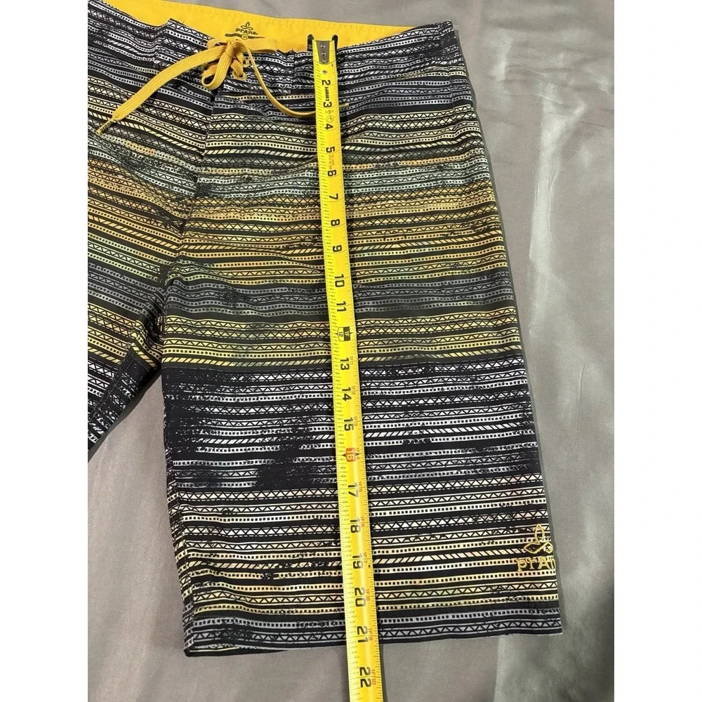 prAna Men's Sediment Board Shorts with UPF 50+ Size 33